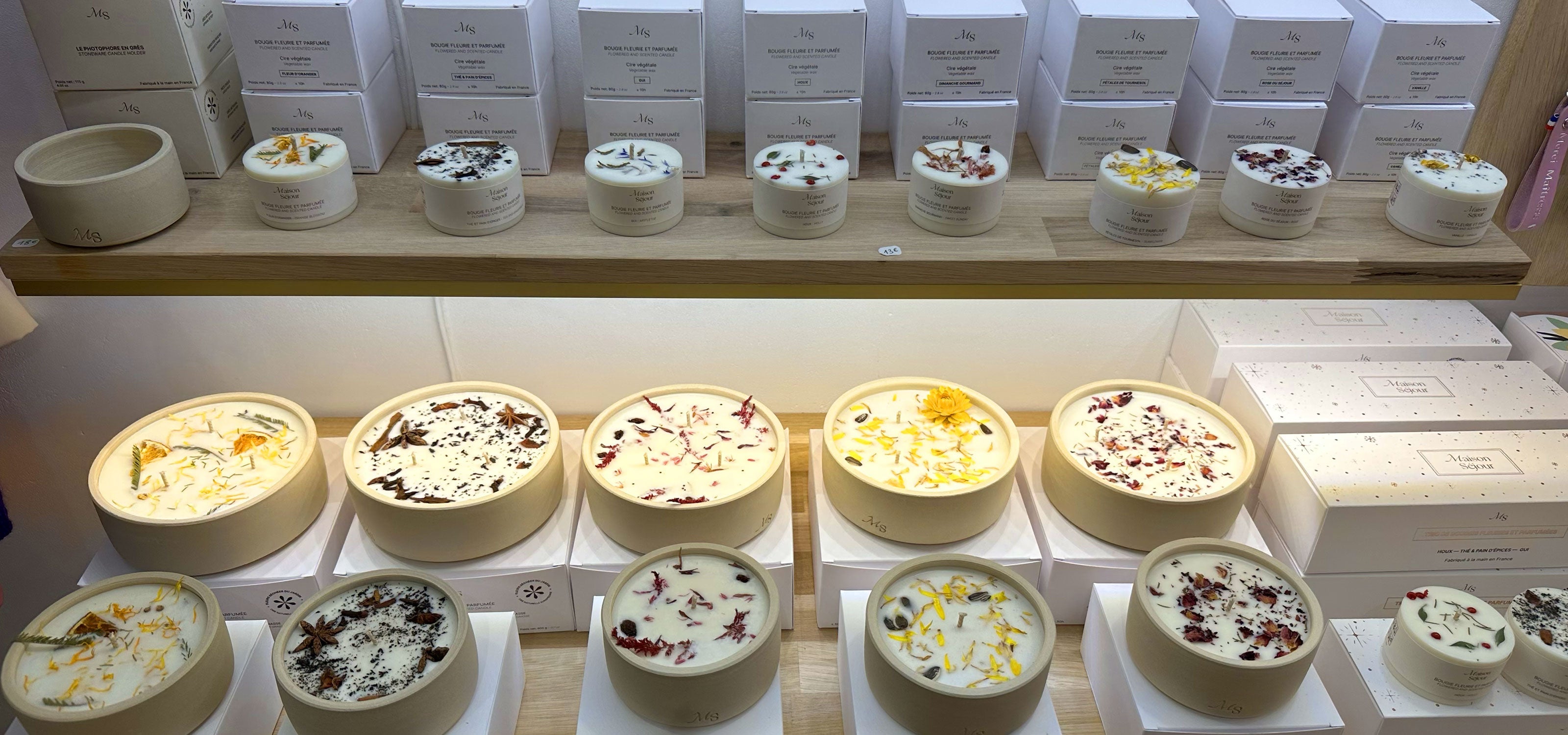 Bougies artisanales et marketing olfactif : booster l'attractivité de votre concept store