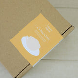 Liliane - Bougie tasse fleurie dorée