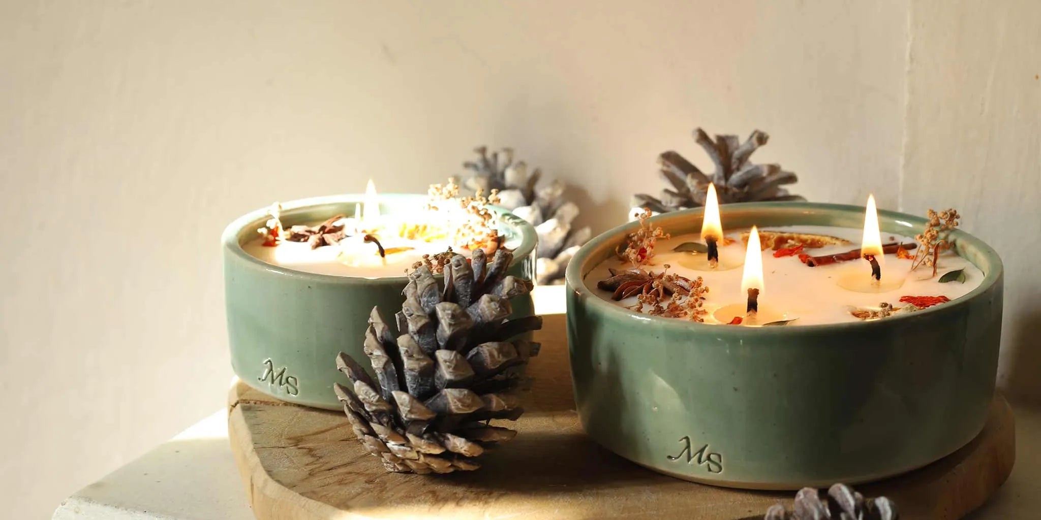 Lueur botannique - Bougie grès émaillé, Candles, Maison Séjour